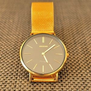 OOZOO Vintage women's wrists watch ⌚️
